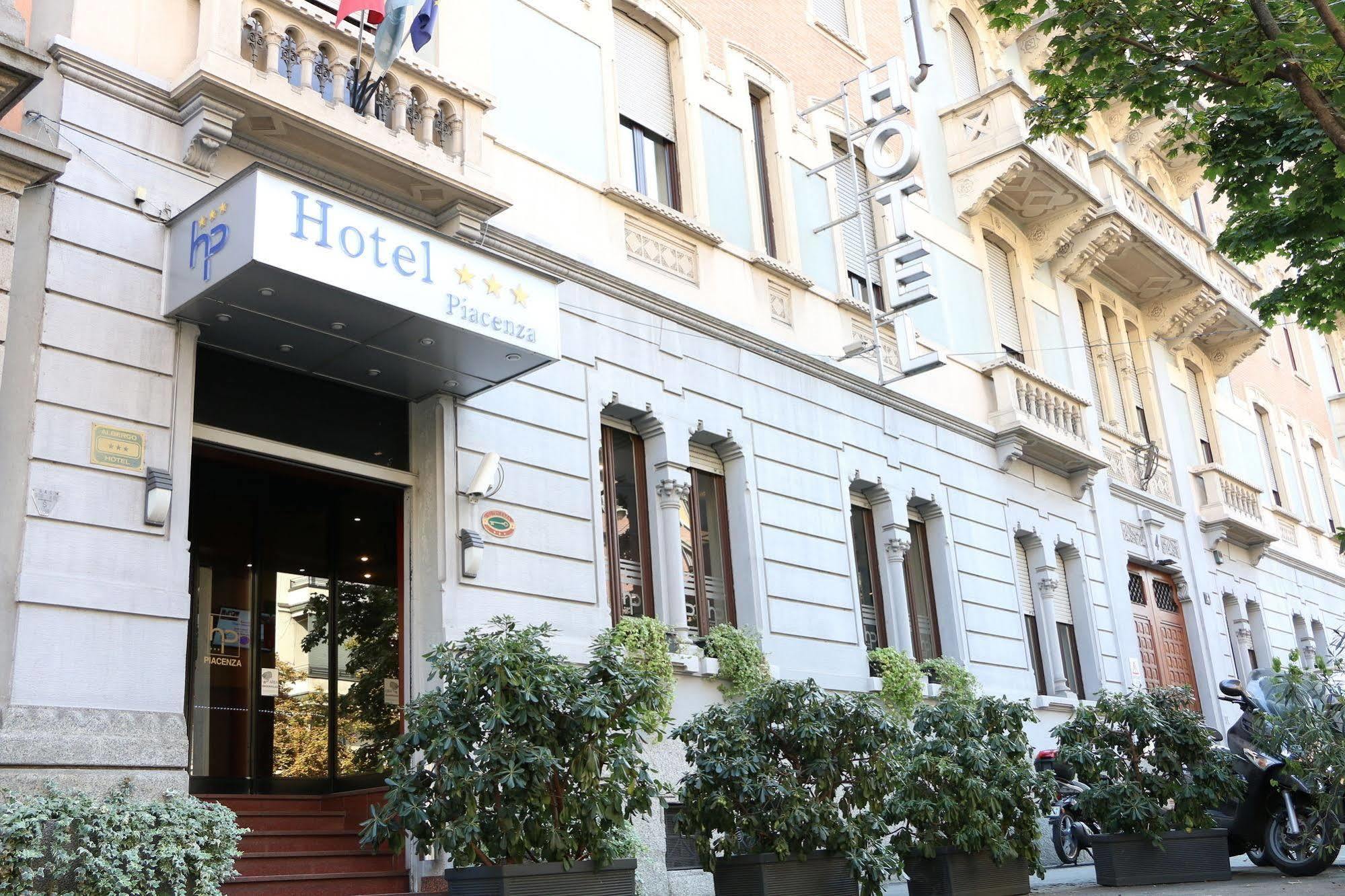 Hotel Piacenza Milano Dış mekan fotoğraf